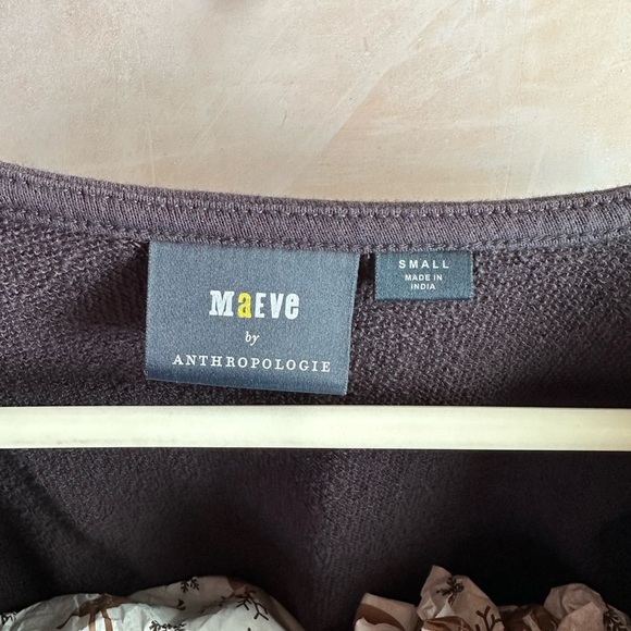 Maeve • Fitted Sweatshirt - Picture 4 of 6